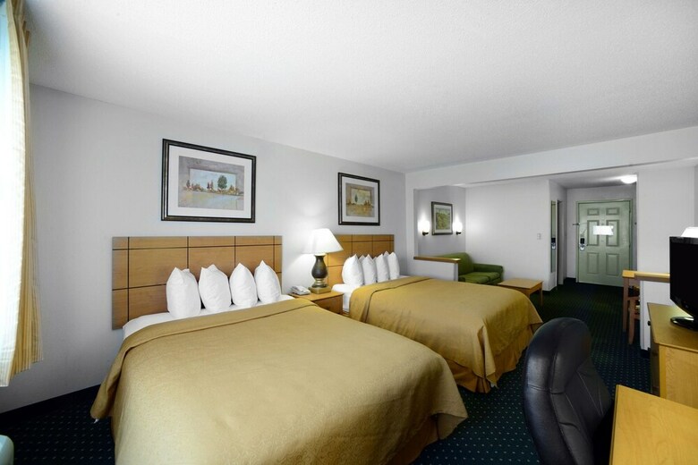 Hotel Quality Inn & Suites