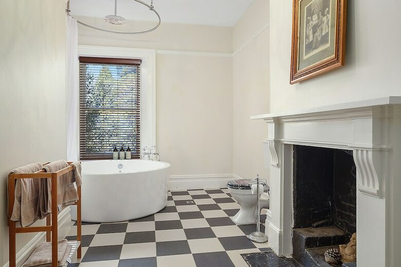 Hotel Claremont House