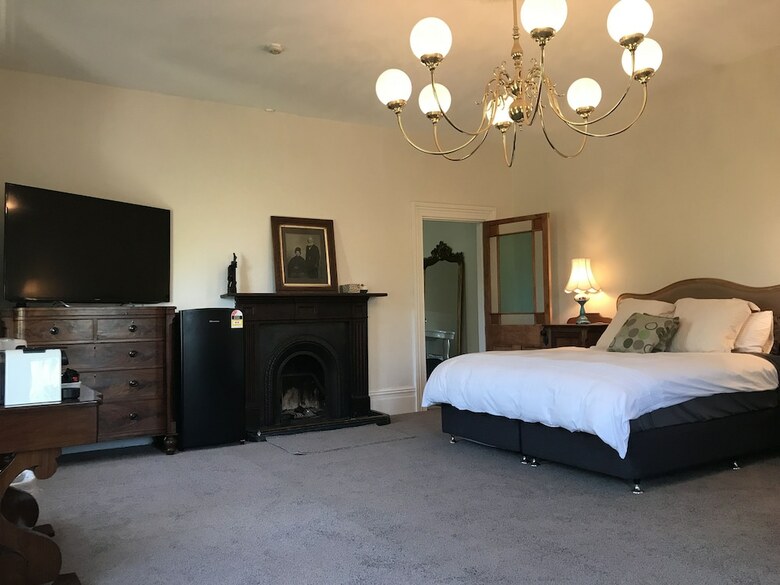 Hotel Claremont House