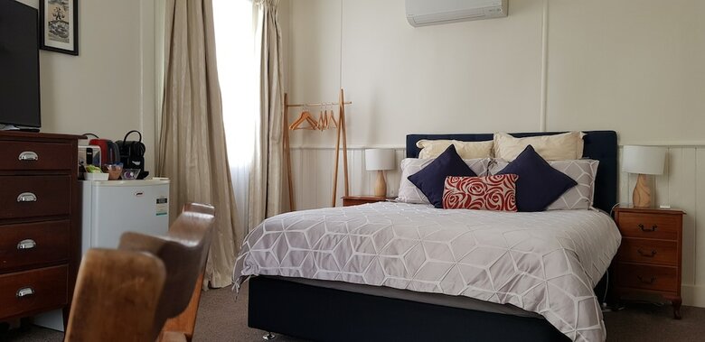 Hotel Claremont House