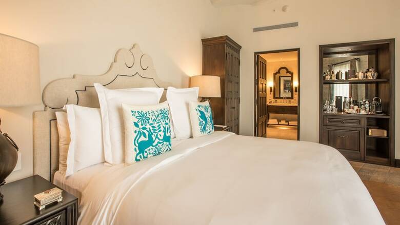 Azul Talavera Hotel