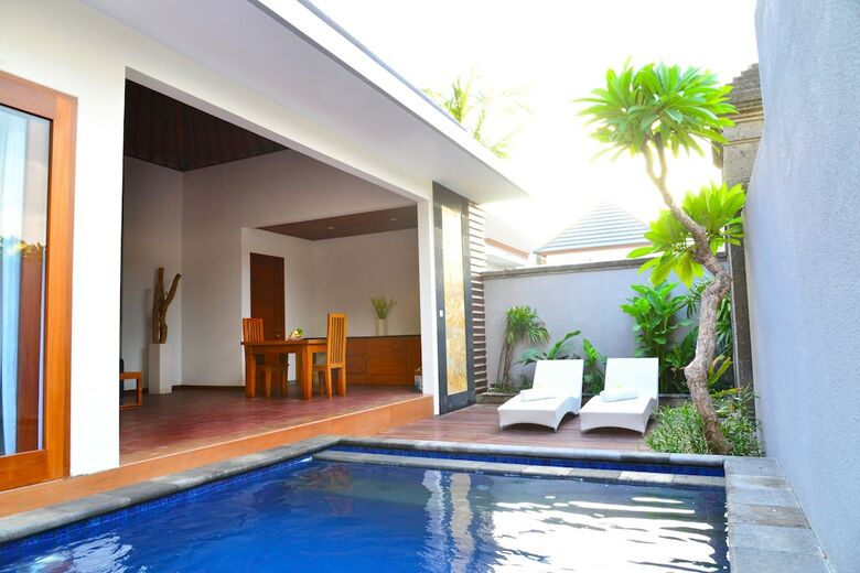 Hotel Bali Nyuh Gading Villa
