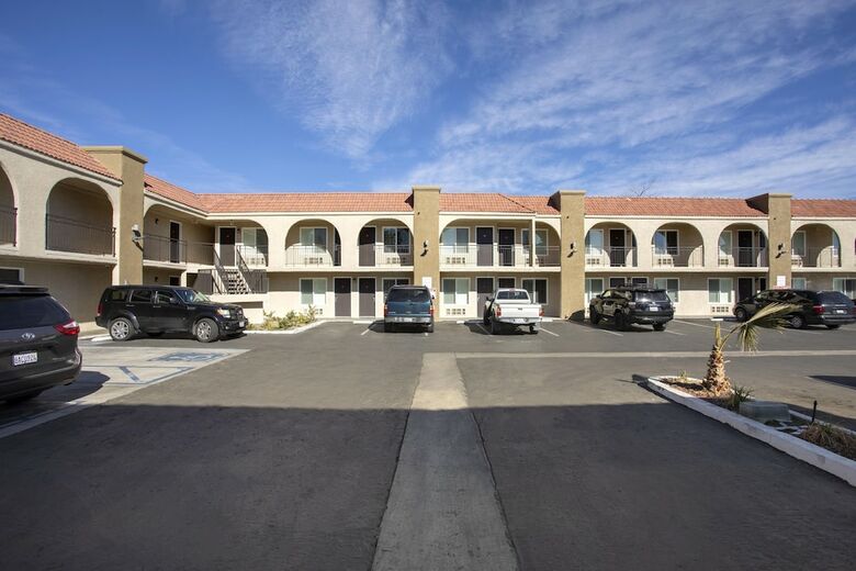 Motel Oyo Hotel Palmdale - Antelope Valley