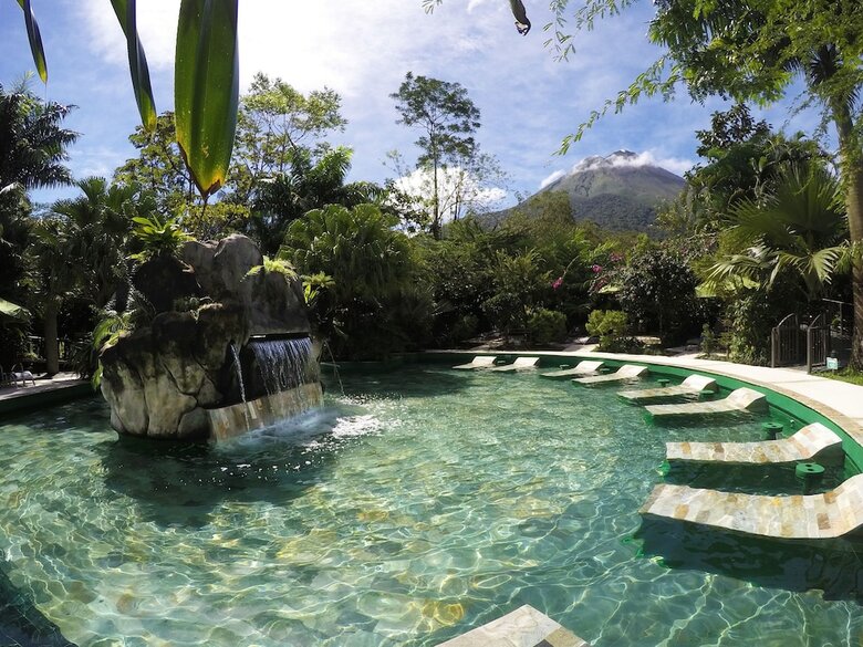 Paradise Hot Springs Thermal Resort