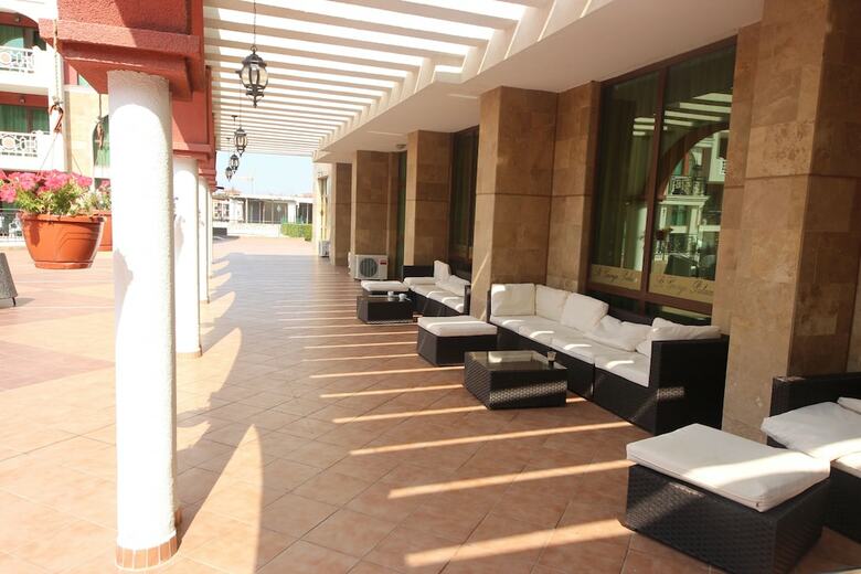 Menada Saint George Apartments