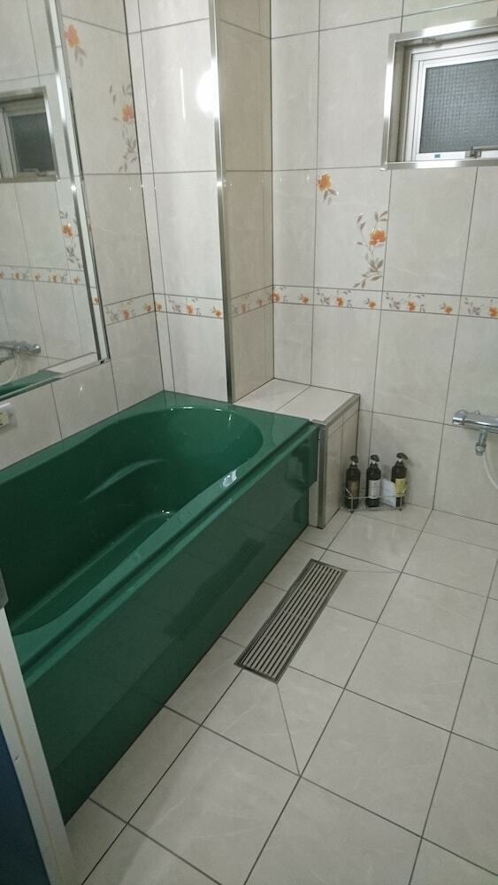 Hotel To