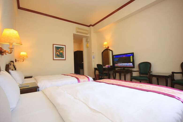 East Commercial Affairs Hotel