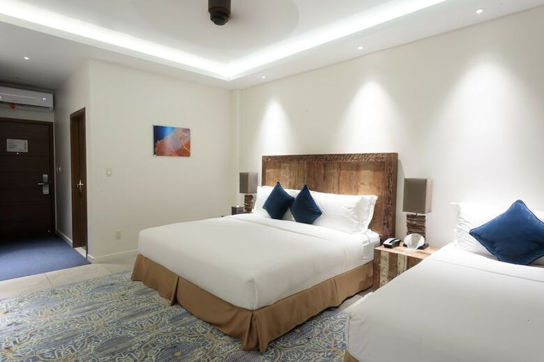 Hotel Cove Resort Palau