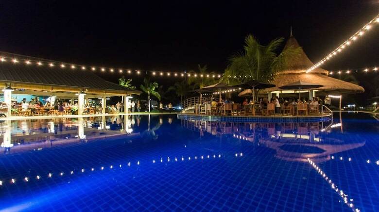Hotel Cove Resort Palau