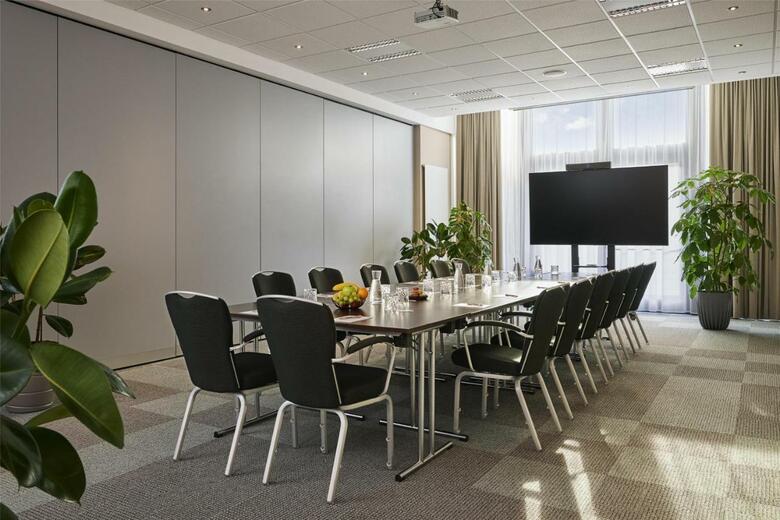 Hotel Moxy Vienna Airport