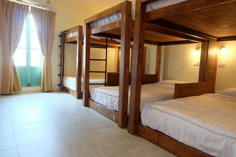 Hotel Siri Poshtel Bangkok