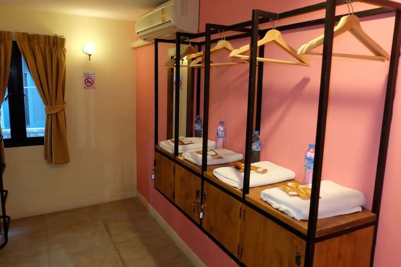 Hotel Siri Poshtel Bangkok