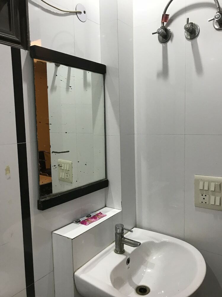 Hotel Nand Kartar Orchid Suites