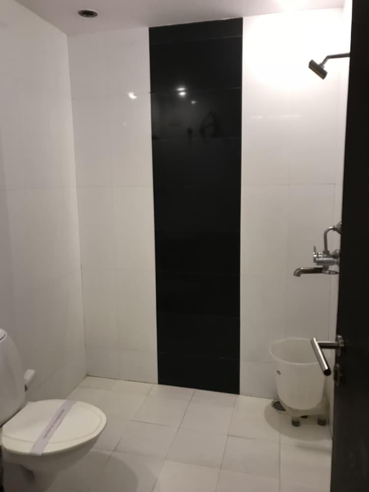 Hotel Nand Kartar Orchid Suites