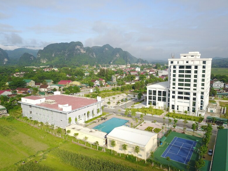 Muong Thanh Grand Con Cuong Hotel