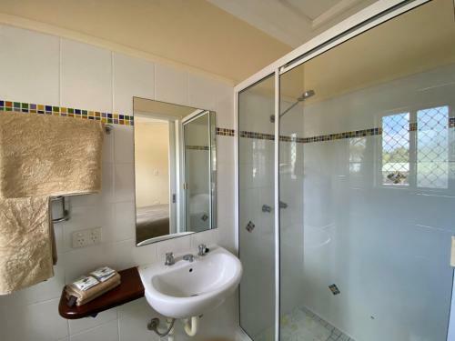 Cooktown Motel / Pams Place Hostel