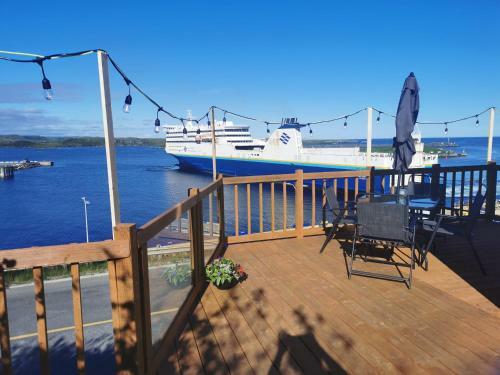 Bed & Breakfast Starboard Side Guest House