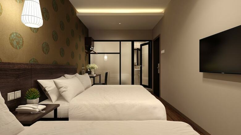 The Square Hotel