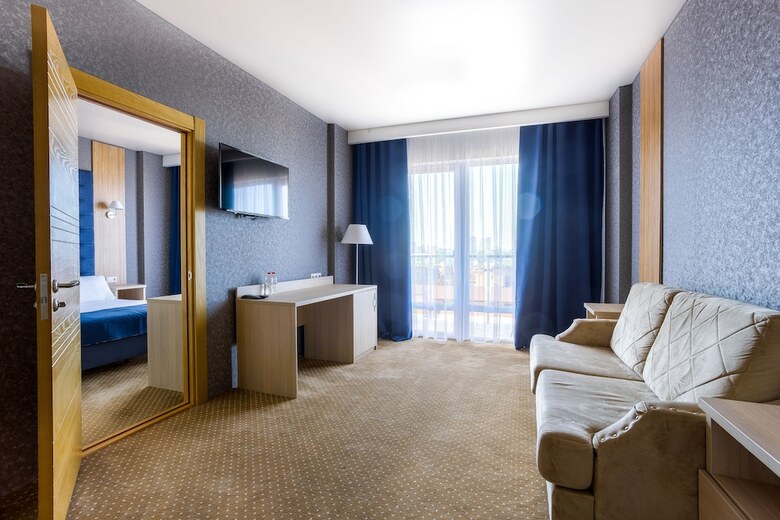 Hotel Sunmarinn Resort