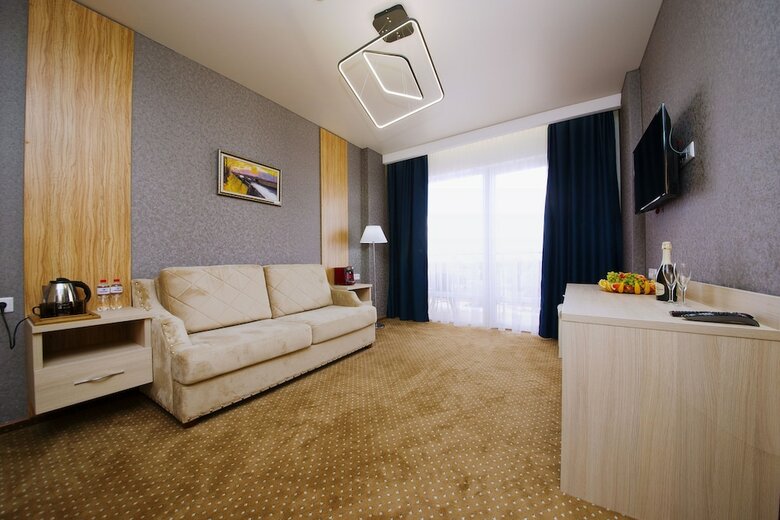 Hotel Sunmarinn Resort