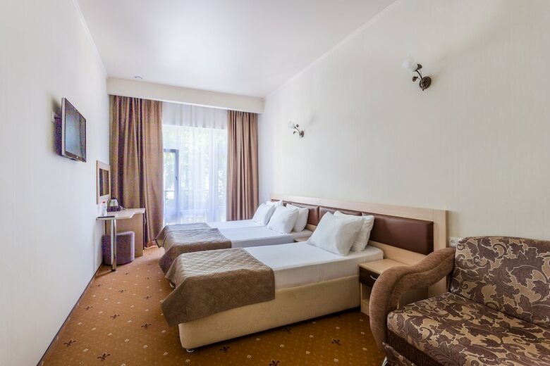 Hotel Sunmarinn Resort