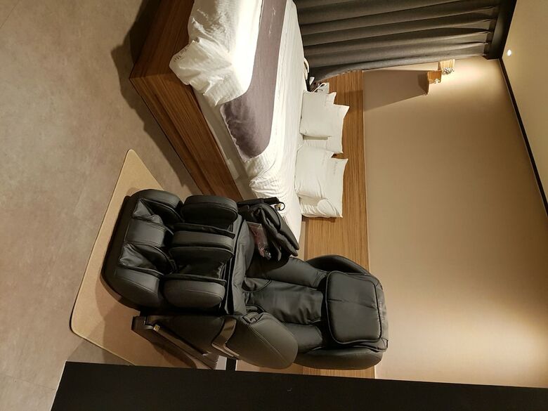 Hotel The May