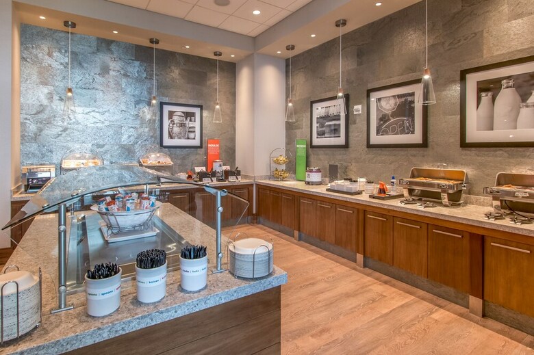 Hotel Hampton Inn & Suites Panama City Beach-beachfront