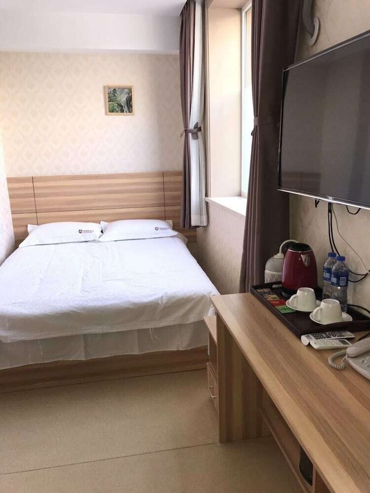 Center Of City Creo Hotel