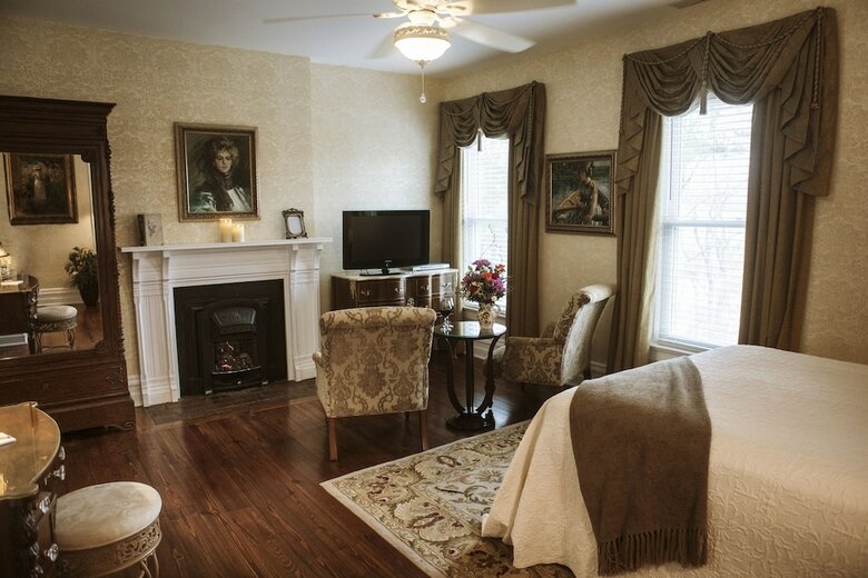 Biltmore Village Inn Bed And Breakfast