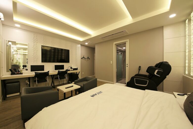 Premium Ava Hotel Sasang