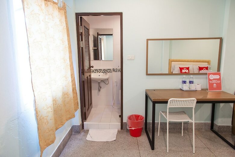 Hotel Zen Rooms Siripong Road