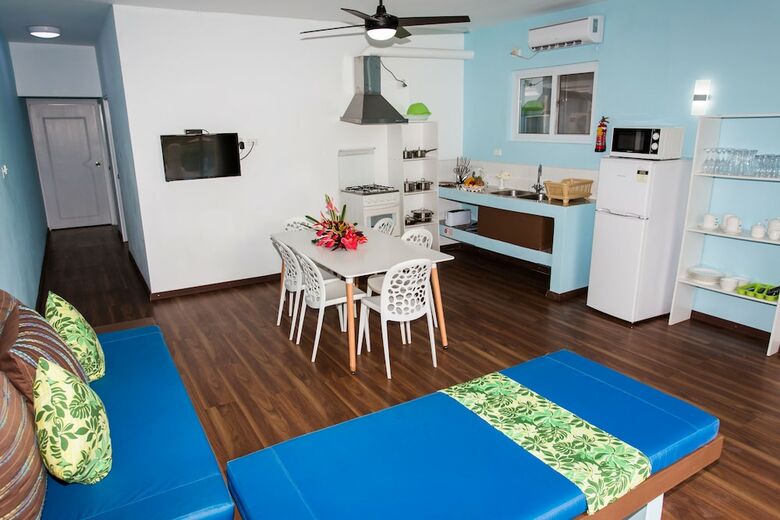 Aparthotel Blue West Villas