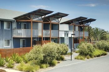 Hotel Ramada Resort Diamond Beach