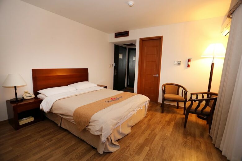 Ocean Grand Hotel