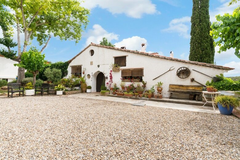 Hotel Comarquinal Bioresort Pened�s