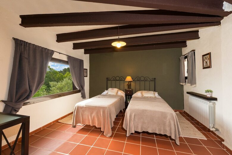 Hotel Comarquinal Bioresort Pened�s