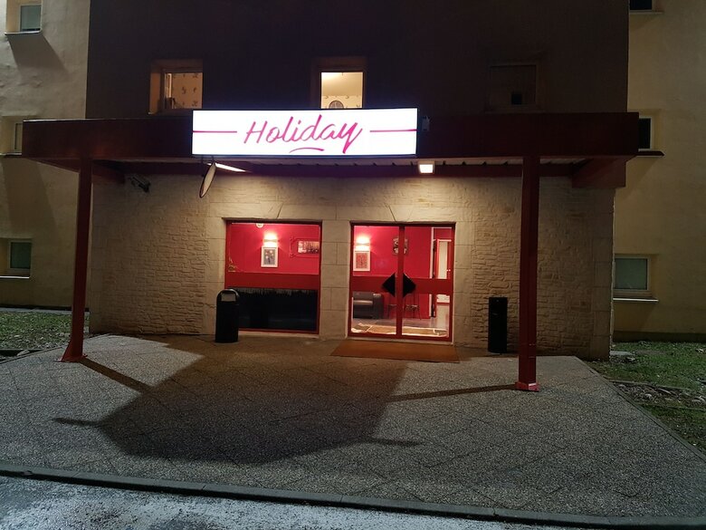 Hotel H�tel Holiday