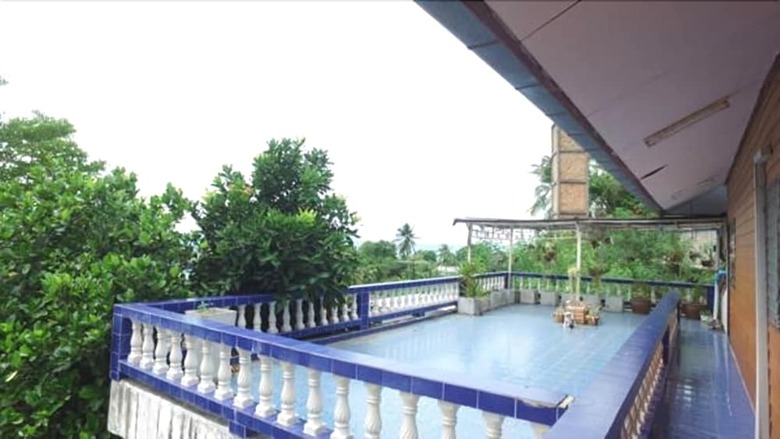 Hotel Tanyaporn House