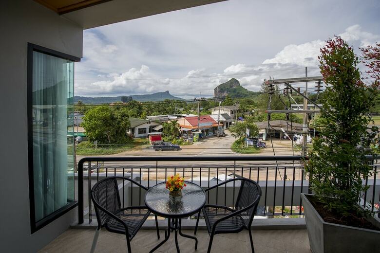 Hotel The Lucky Beach Ao Nang