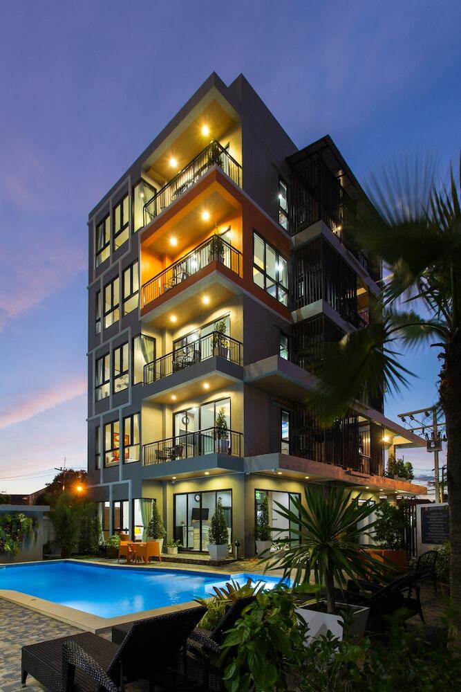 Hotel The Lucky Beach Ao Nang