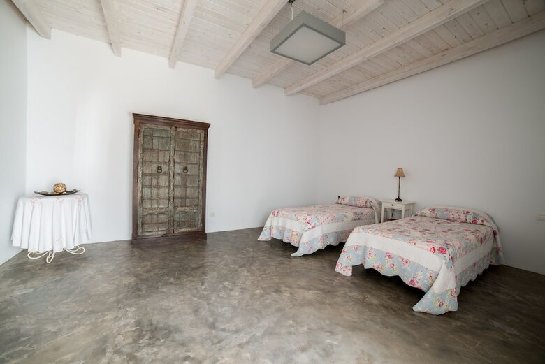 Lanzarote Villa Historica Con Terraza Y Jard�n By Lightbooking