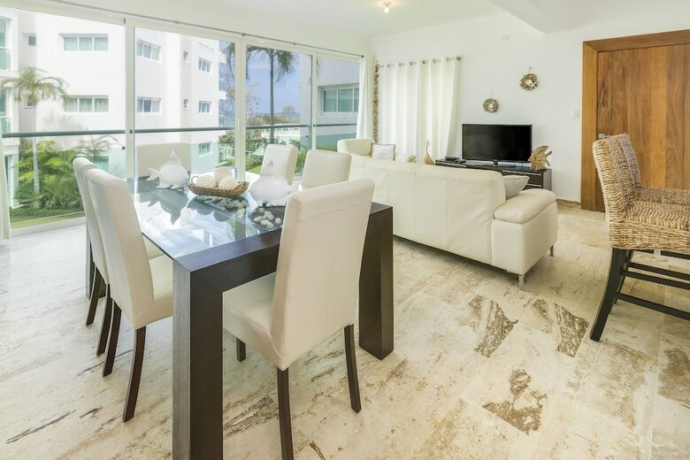 Apartamentos Condos At Bayrock 2