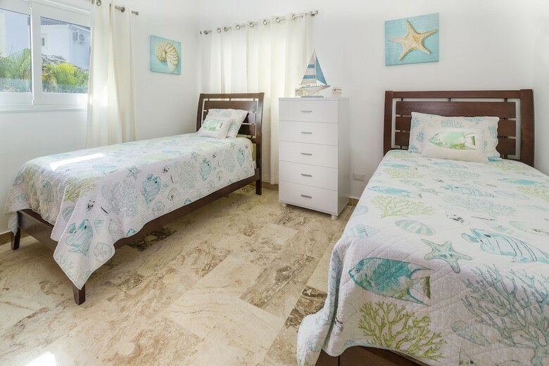 Apartamentos Condos At Bayrock 2