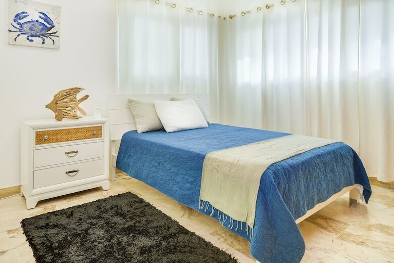 Apartamentos Condos At Bayrock 2