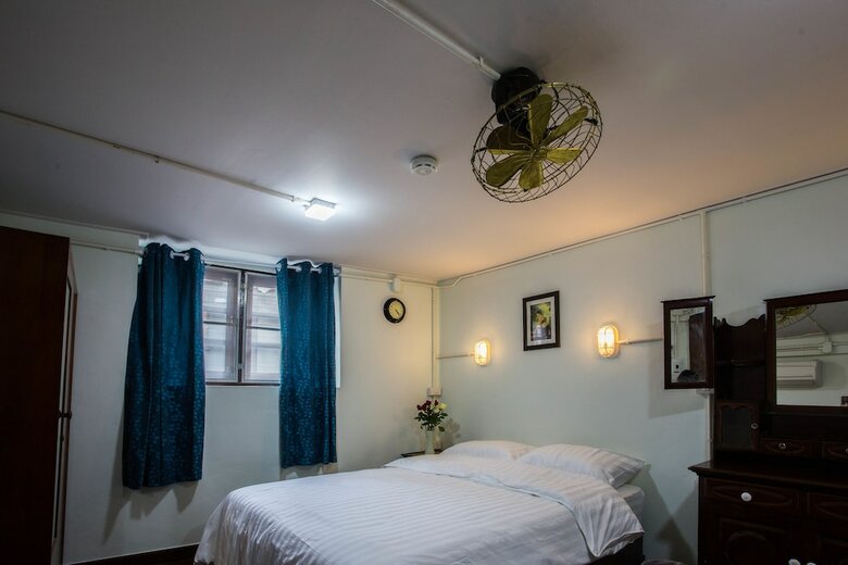 Hostal Baan Gaysorn Hostel