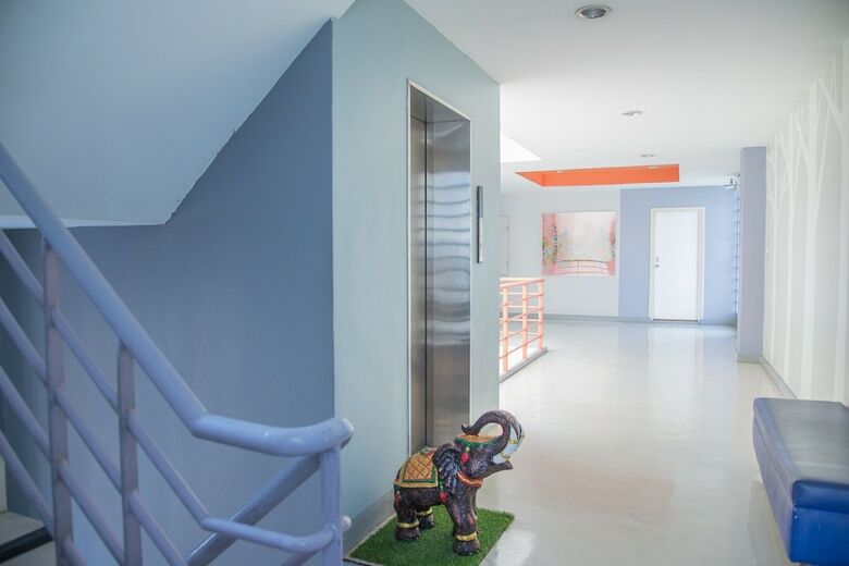 Hotel Sathorn Terrace Apartment