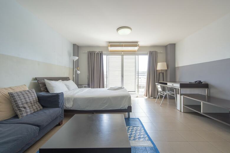 Hotel Sathorn Terrace Apartment