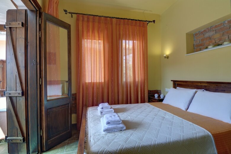 Apartamentos Symmetron Suites