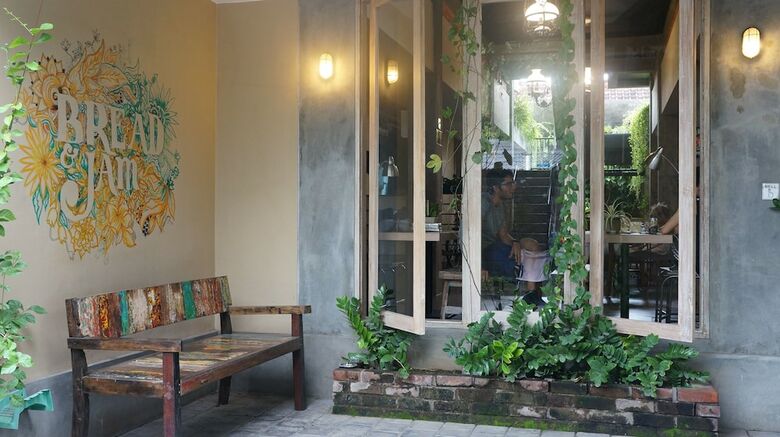 Hostal Bread & Jam Hostel