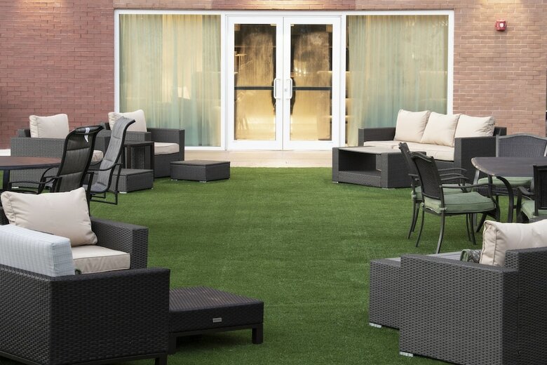 Hotel Courtyard By Marriott New York Queens/fresh Meadows